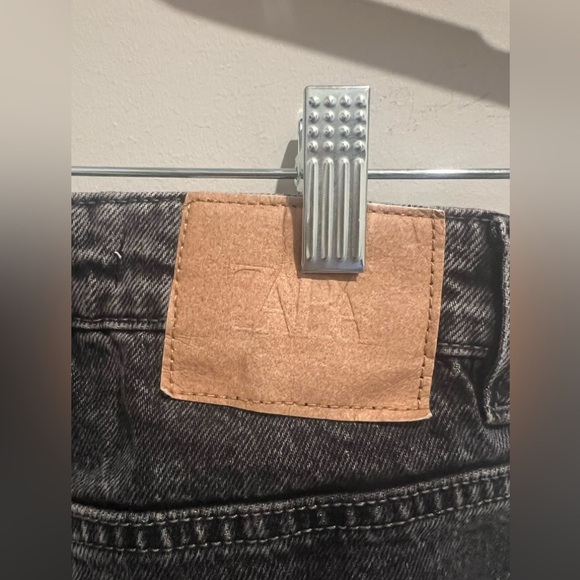 ZARA Women's Black Washed High Rise Denim Jeans - Picture 7 of 8